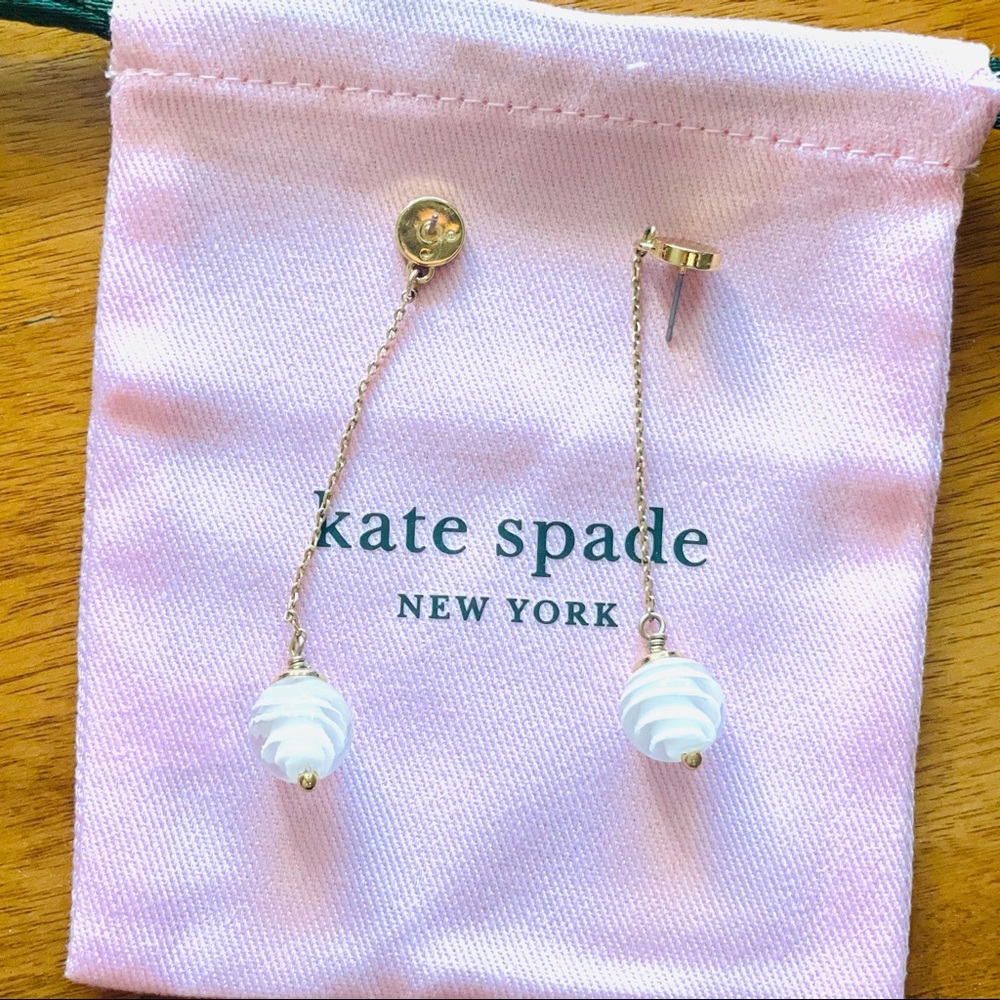 Kate Spade Long Earrings (like new)